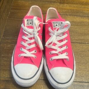 Converse Vibrant Pink Low-Tops